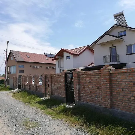 Casa Alba Гостевой дом Нэводари