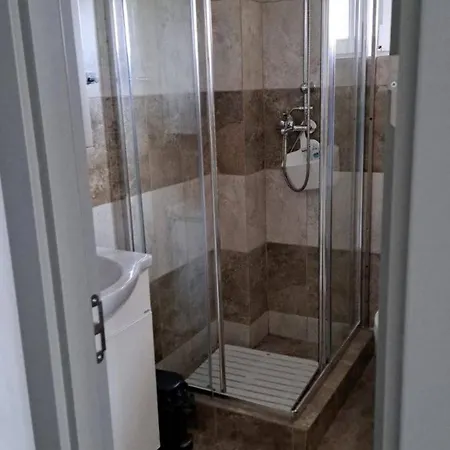 Casa Alba Нэводари