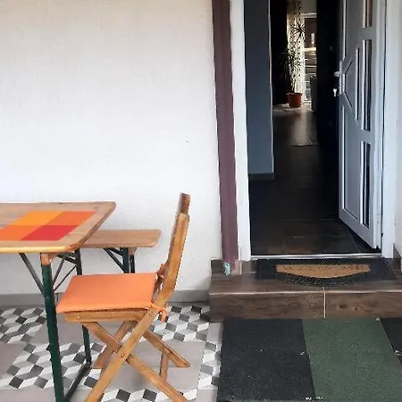 Casa Alba Нэводари