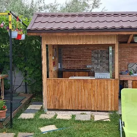 Casa Alba Гостевой дом Нэводари