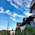 بيت ضيافة Casa Alba Năvodari