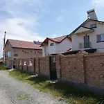 Casa Alba بيت ضيافة Năvodari