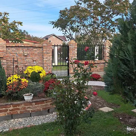 Casa Alba ゲストハウス ナボダリ